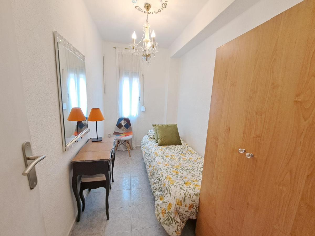 Apartamento Acogedor Con Wifi Valencia Exterior photo